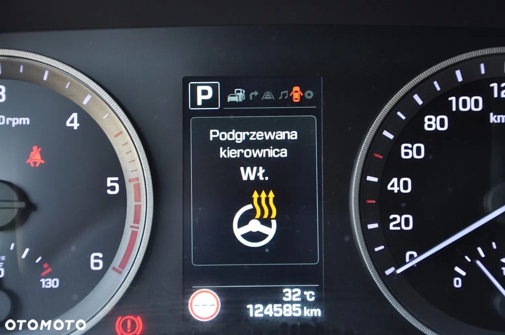 Hyundai Tucson blue 1.7 CRDi 2WD DCT Premium - 36