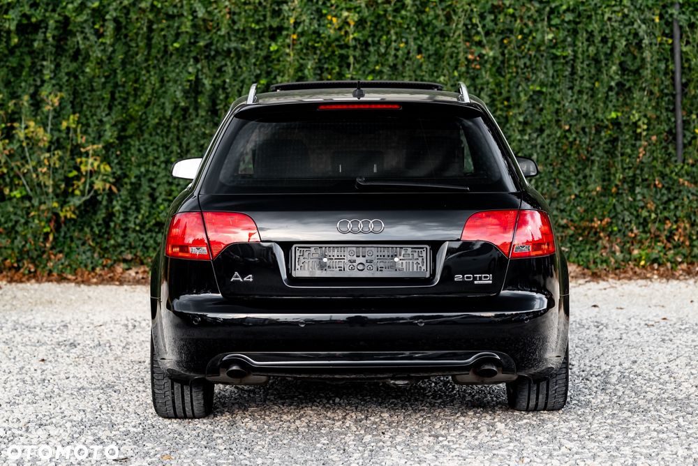 Audi A4 Avant 2.0 TDI DPF Quattro - 11