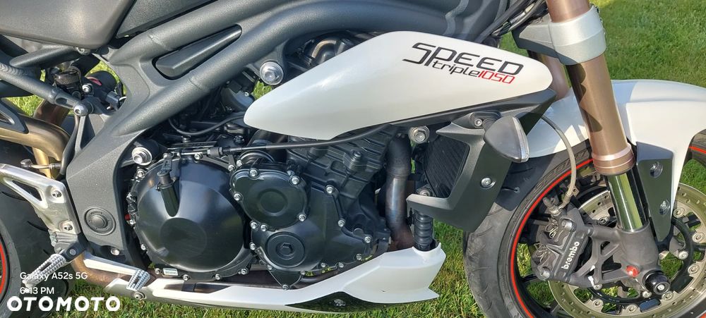 Triumph Speed Triple - 23