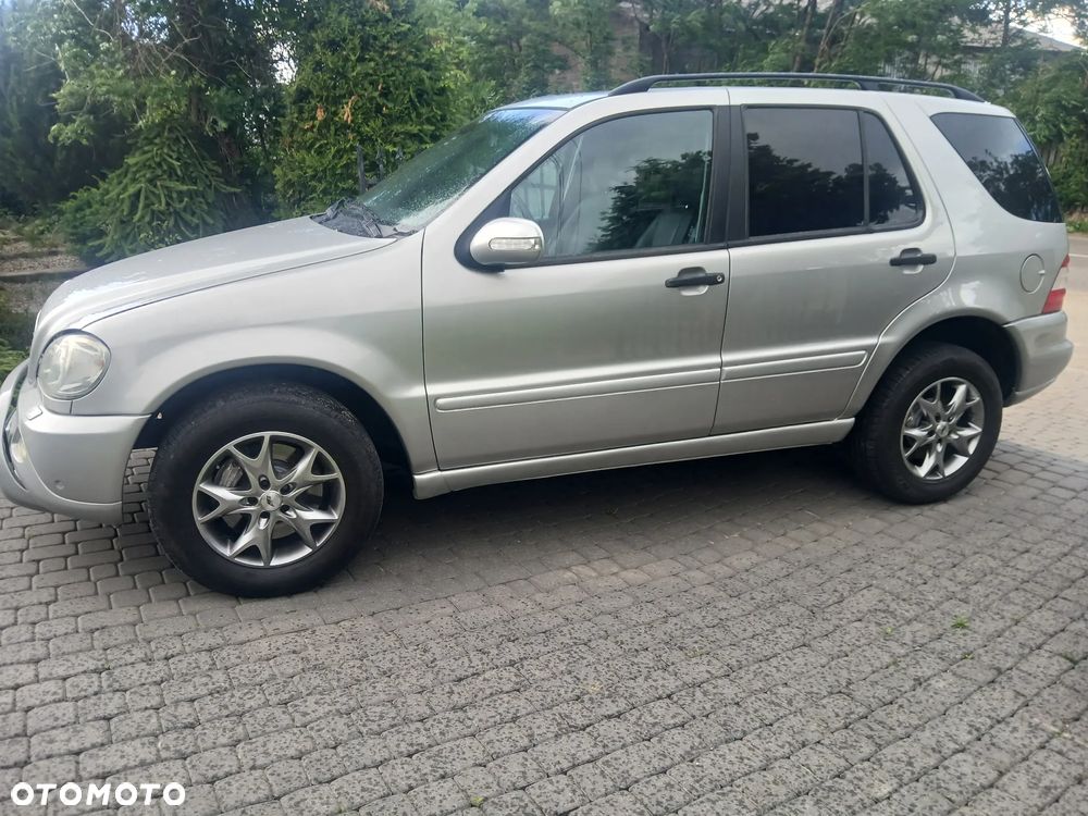 Mercedes-Benz ML - 21