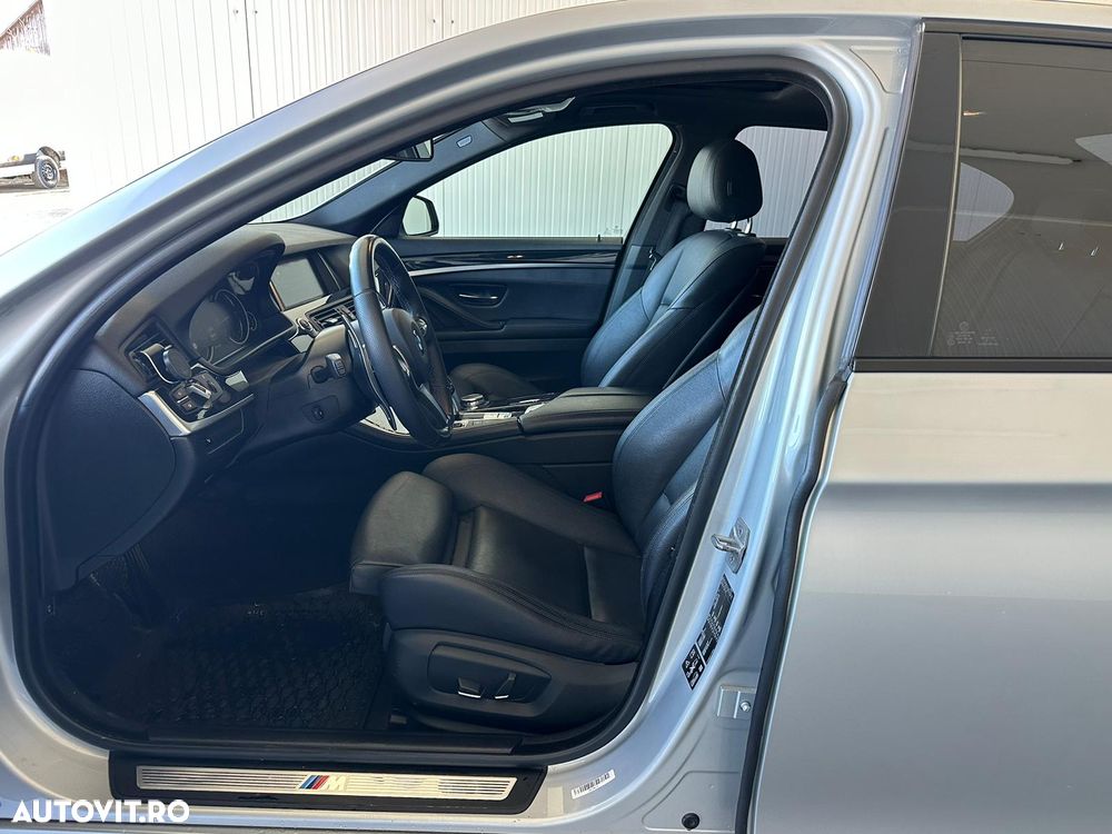BMW Seria 5 520d xDrive AT - 16