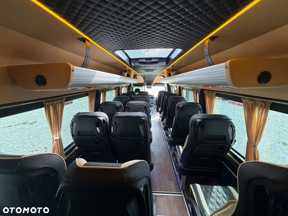 Mercedes-Benz Sprinter 519 - 26