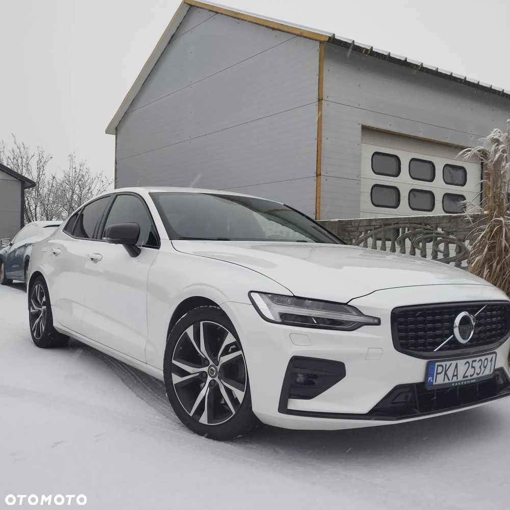 Volvo S60 B4 B R-Design - 1