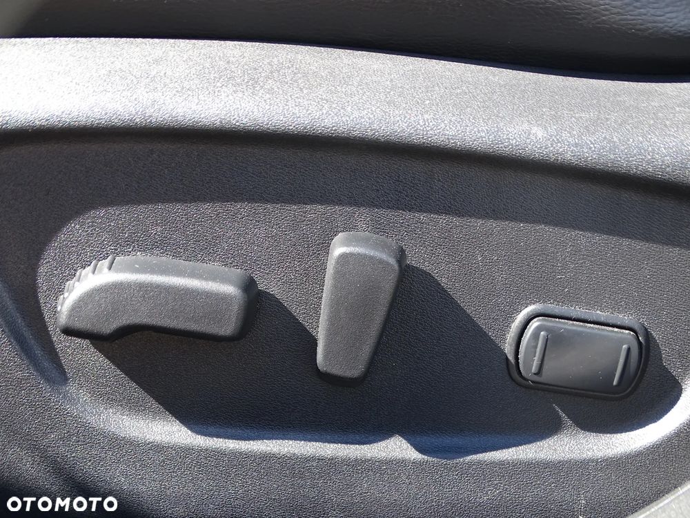 Nissan X-Trail - 16