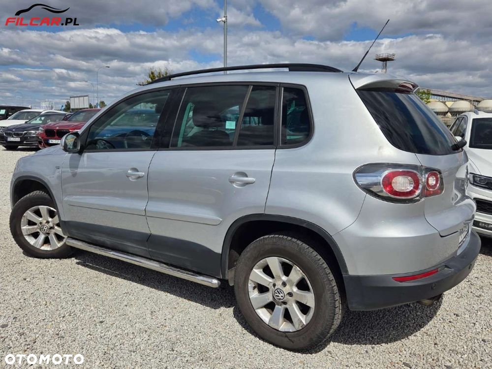 Volkswagen Tiguan - 17
