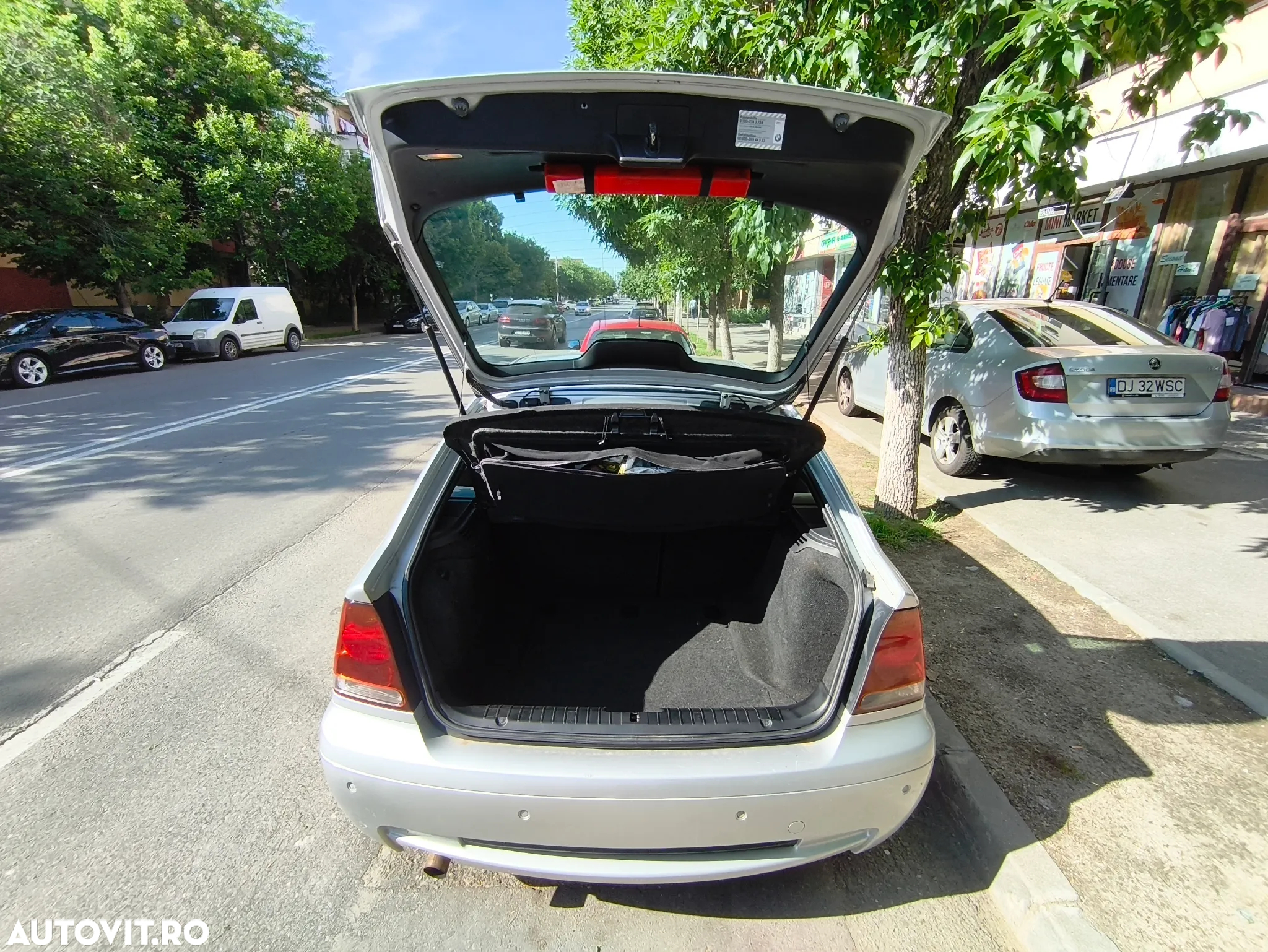 BMW Seria 3 318 Ci - 10