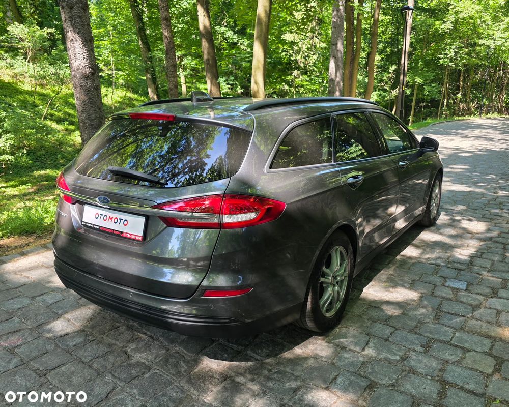 Ford Mondeo 2.0 TDCi Titanium - 11