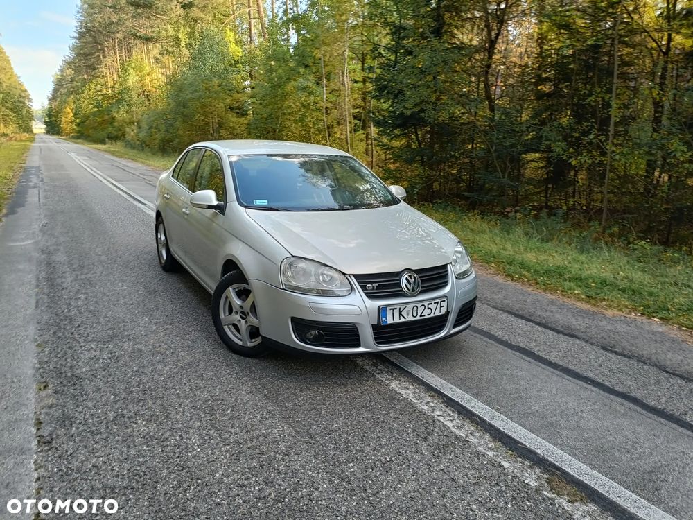 Volkswagen Jetta - 28