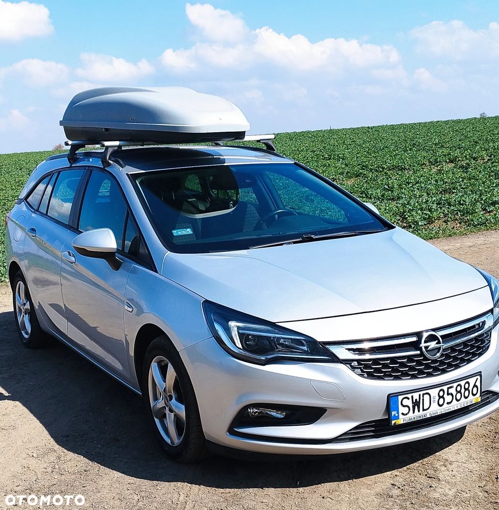 Opel Astra 1.6 D (CDTI) Start/Stop Dynamic - 10