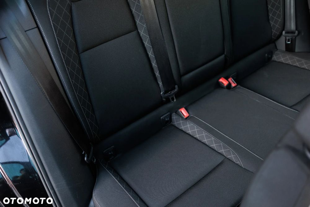 Skoda Karoq 2.0 TDI SCR 4x4 Ambition DSG - 27