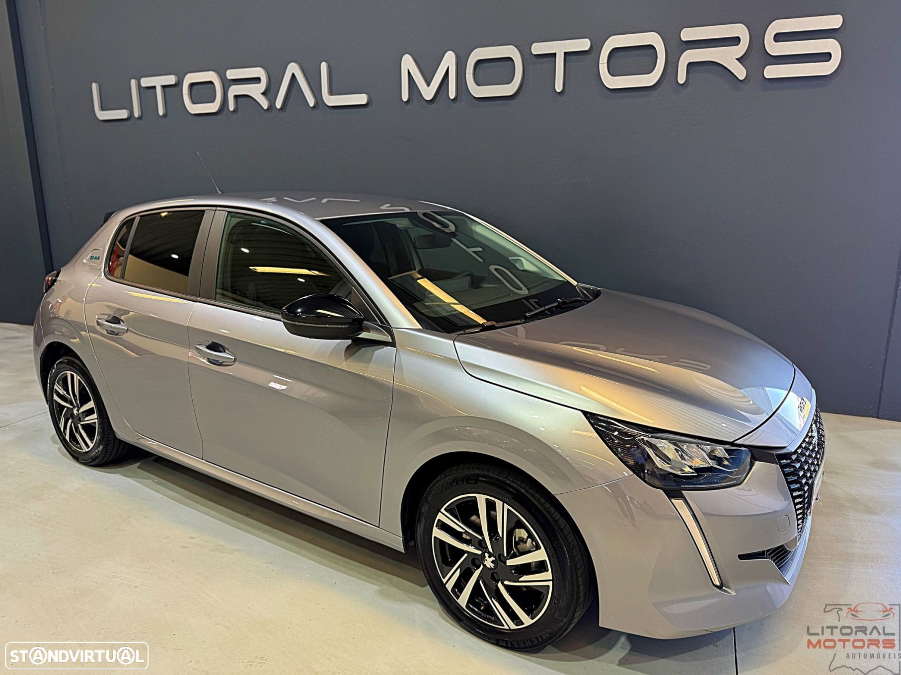 Peugeot 208 1.2 PureTech SE Style - 1