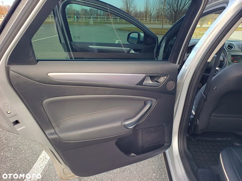 Ford Mondeo SW 2.0 TDCi Gold X - 15