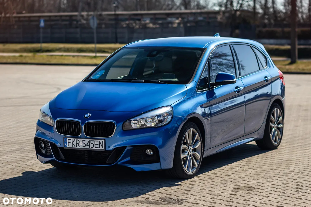 BMW Seria 2 218d - 4