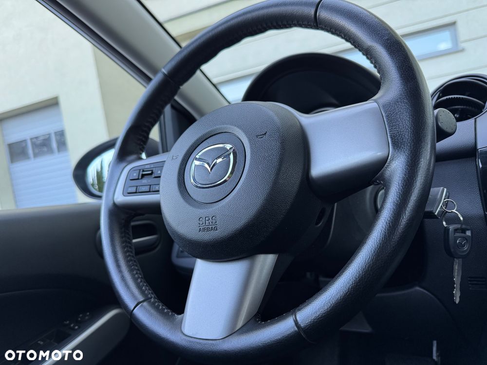 Mazda 2 1.5 Trend & Fun - 8