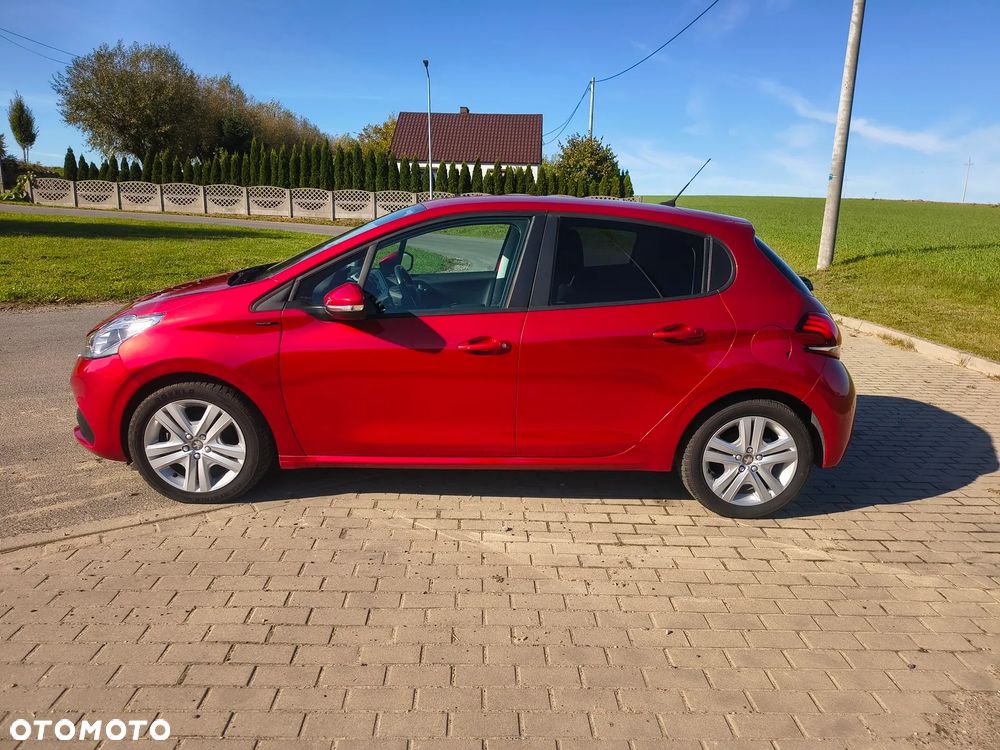 Peugeot 208 - 2