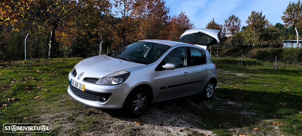 Renault Clio 1.5 dCi Privilège - 3