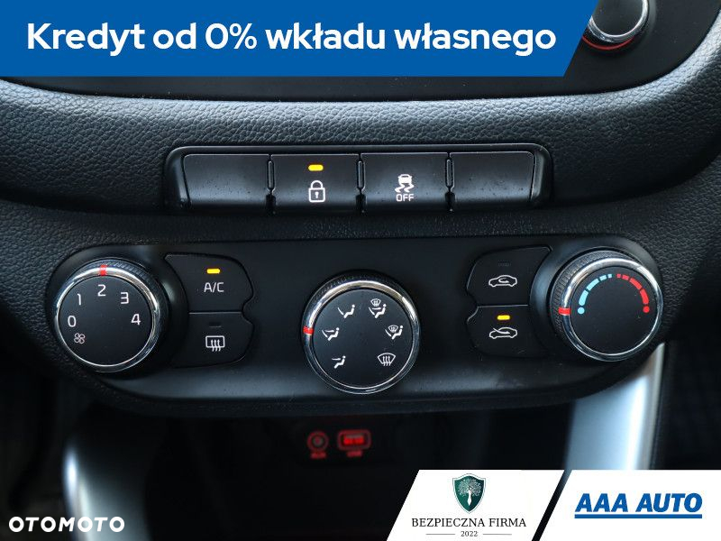 Kia Ceed - 13