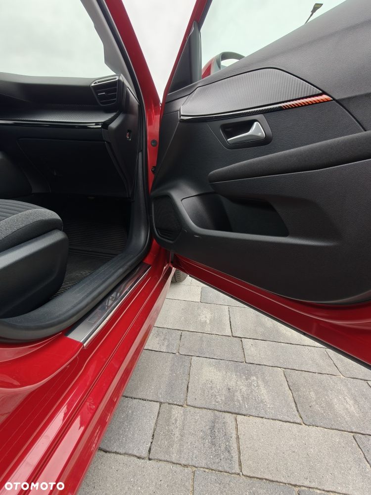 Peugeot 208 - 7