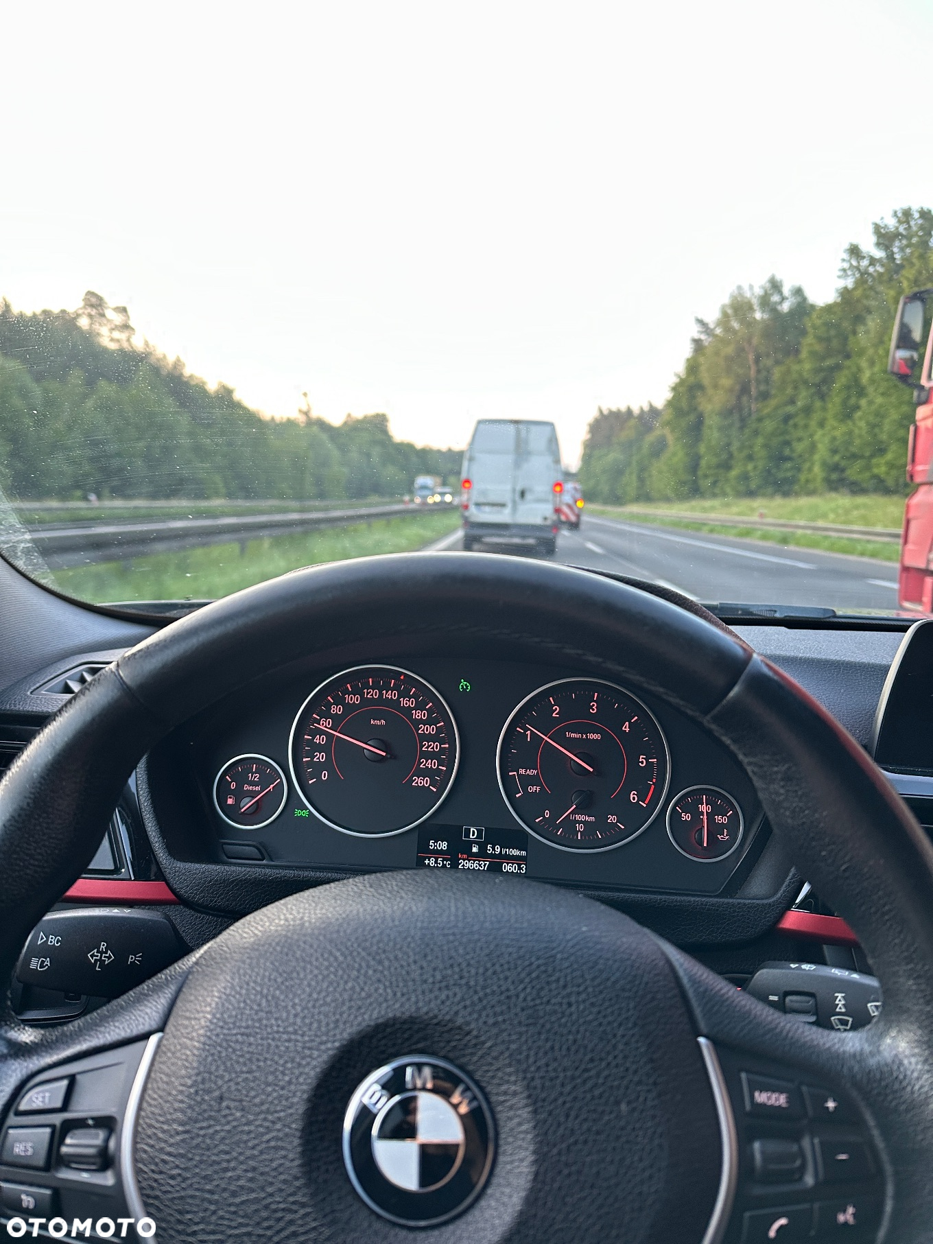 BMW Seria 3 318d Touring Sport Line - 12