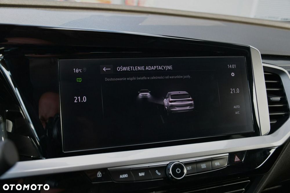 Opel Grandland 1.2 T GS Line S&S - 33