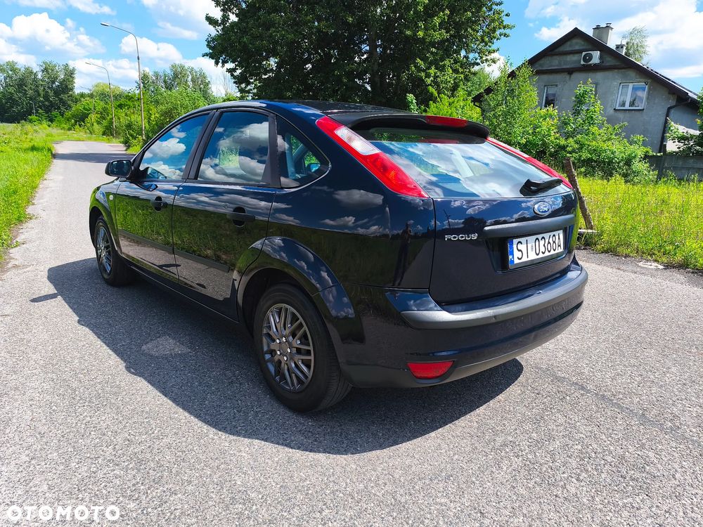 Ford Focus - 1