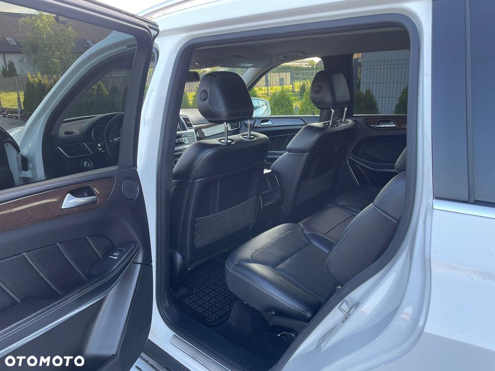 Mercedes-Benz GL 500 4Matic (BlueEFFICIENCY) 7G-TRONIC - 12