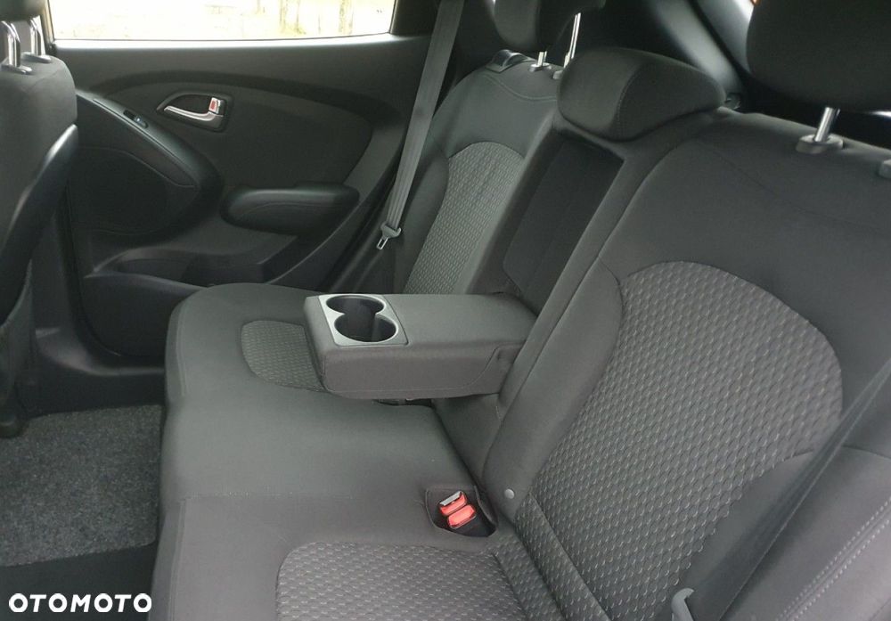 Hyundai ix35 - 23