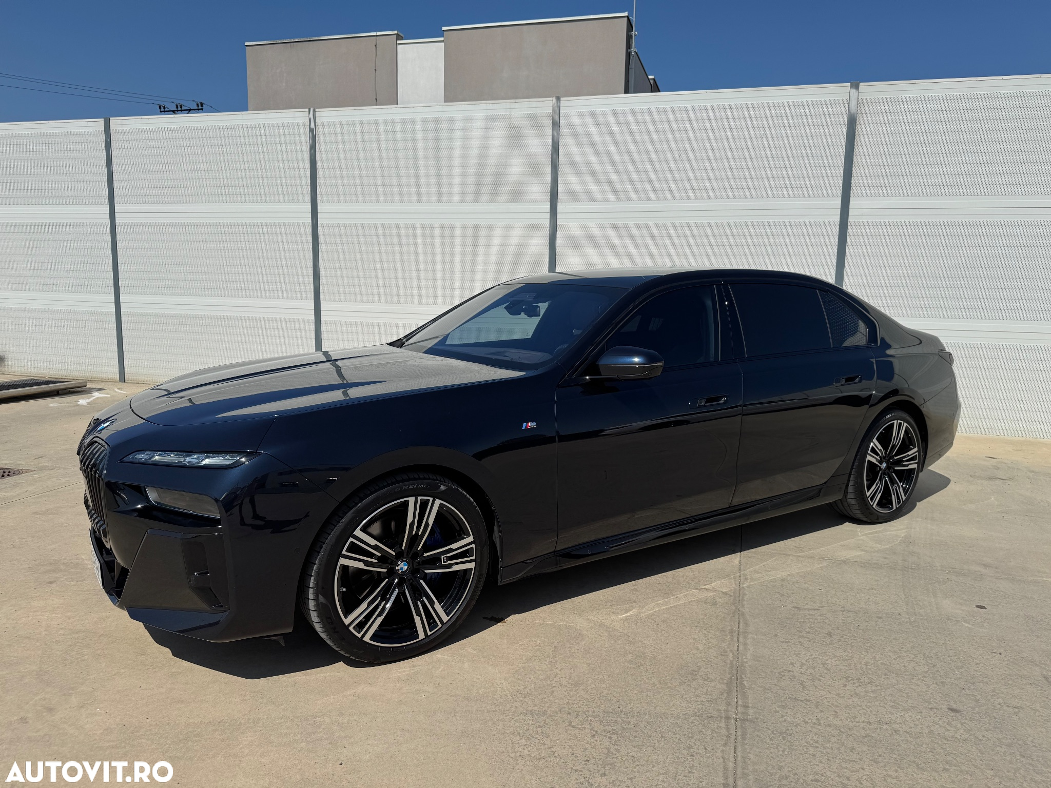BMW Seria 7 740d xDrive MHEV - 6