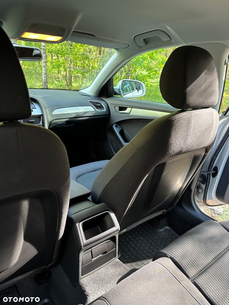 Audi A4 Limousine 1.8 TFSI Ambiente - 11