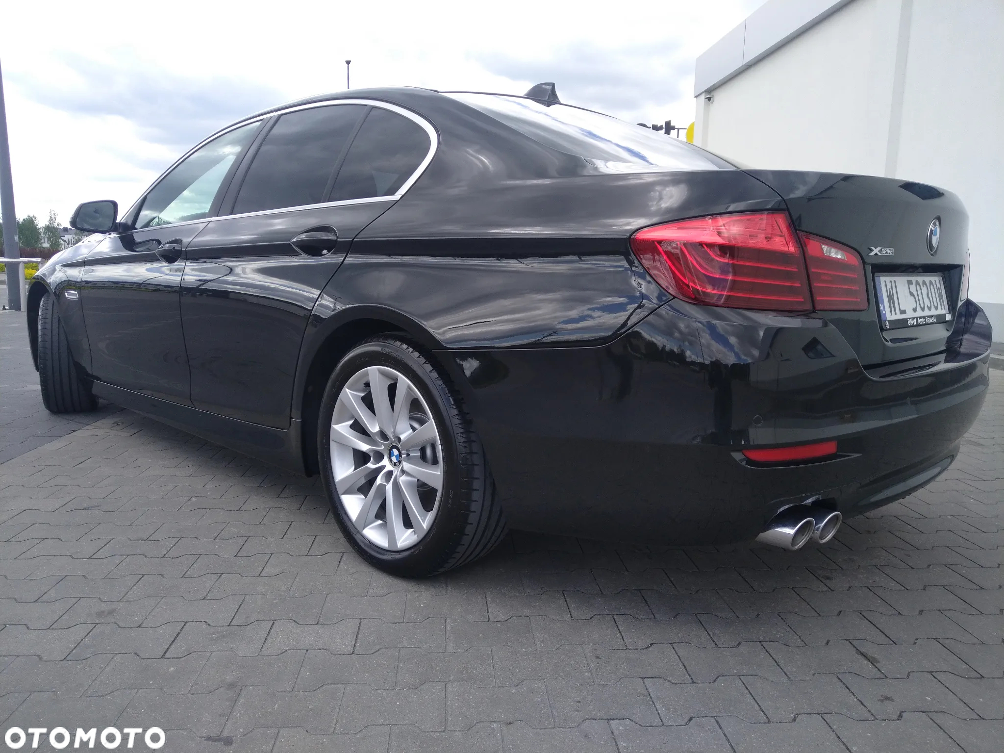 BMW Seria 5 520d xDrive - 27