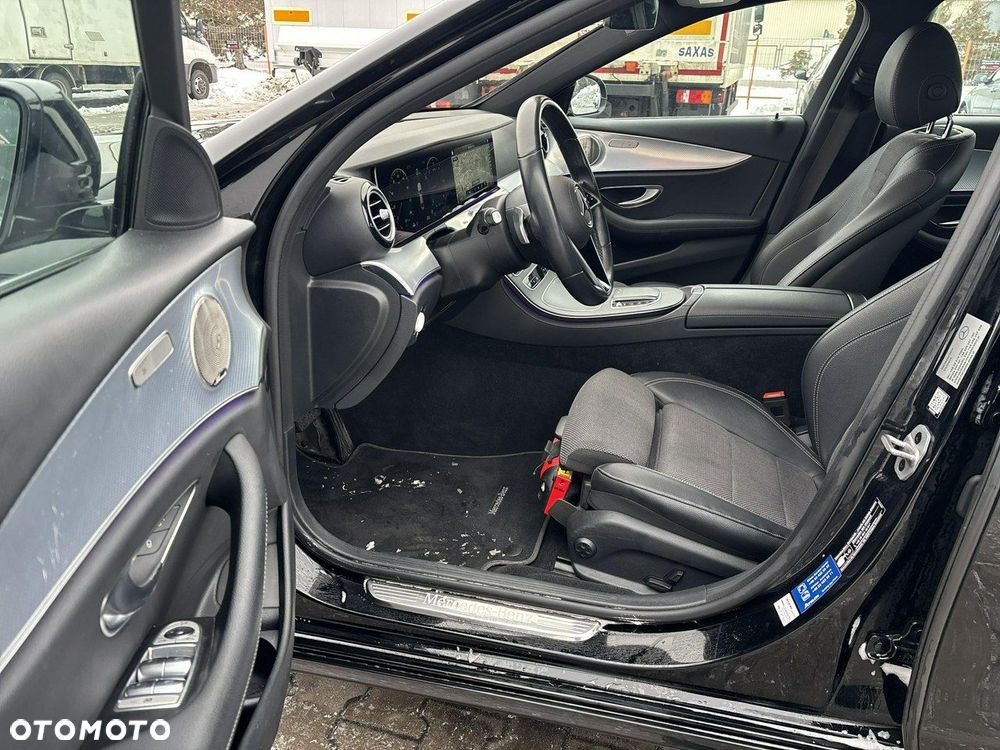 Mercedes-Benz Klasa E - 11