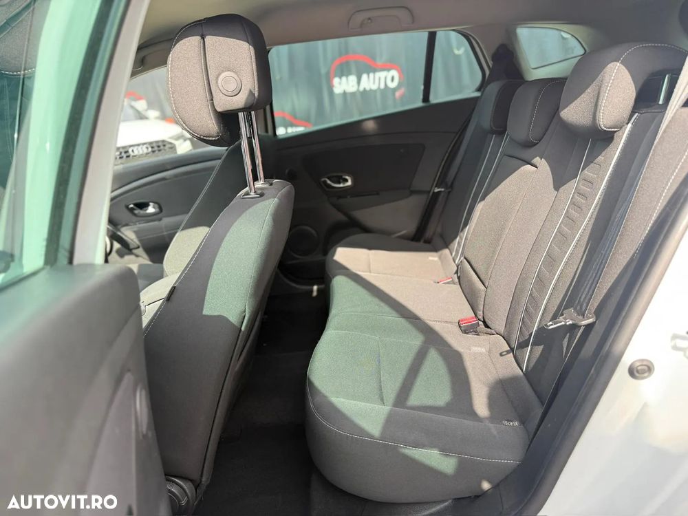 Renault Megane - 13