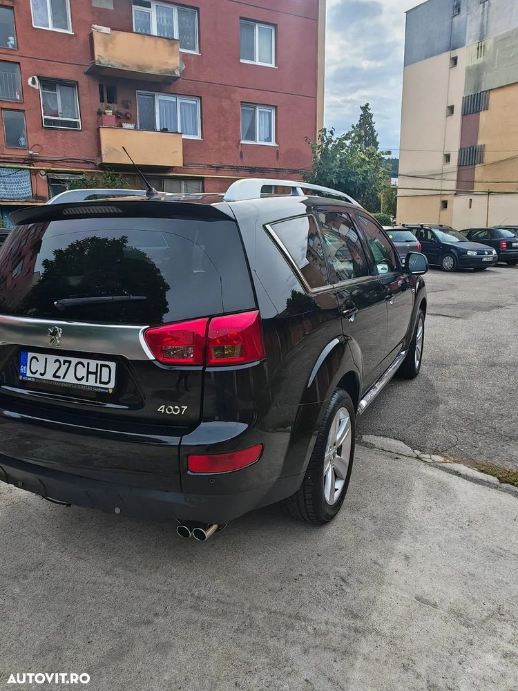 Peugeot 4007 - 3