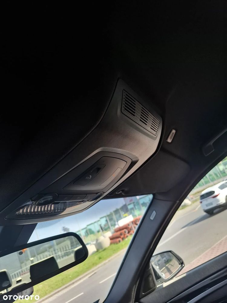BMW Seria 5 525d xDrive Luxury Line - 21