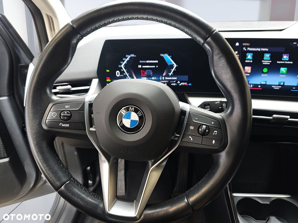 BMW Seria 2 218i - 13