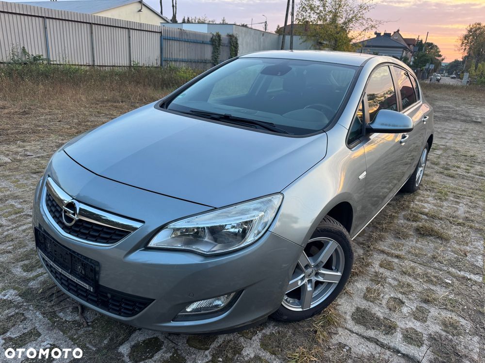 Opel Astra 1.4 Turbo ecoFLEX Start/Stop 150 Jahre - 5