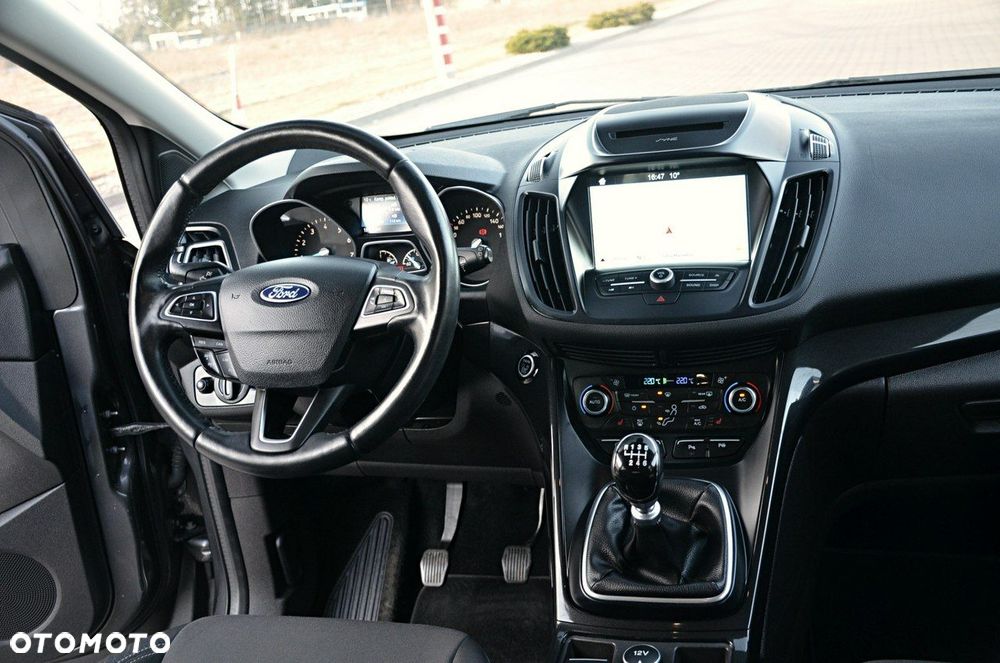 Ford Kuga - 16