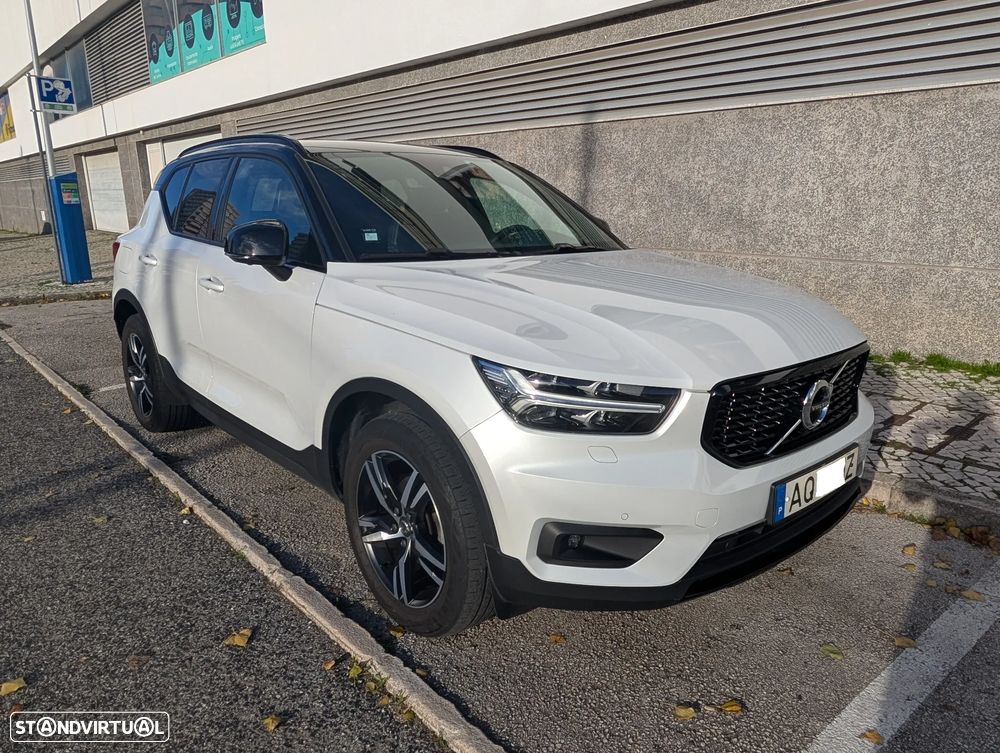 Volvo XC 40 1.5 T2 R-Design Geartronic - 1