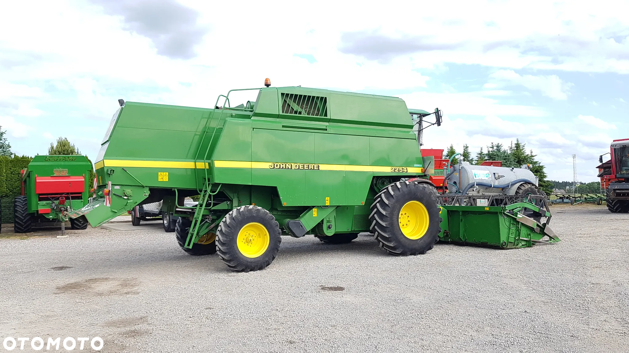 John Deere 2254 - 12