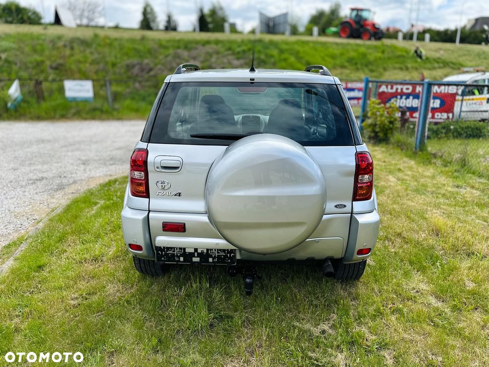Toyota RAV4 - 15