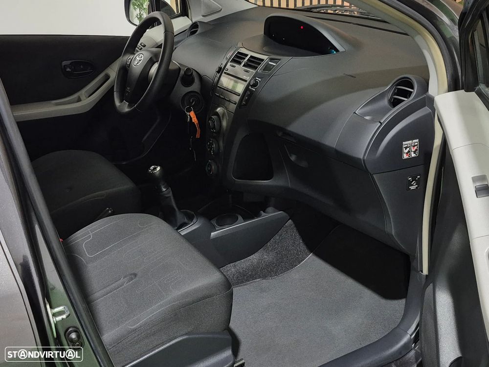 Toyota Yaris 1.0 VVT-i Comfort - 15