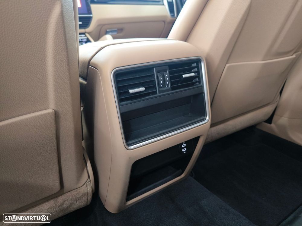 Porsche Cayenne E-Hybrid - 25