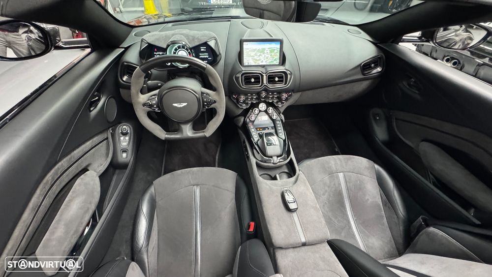 Aston Martin Vantage Roadster V8 F1 Edition - 24