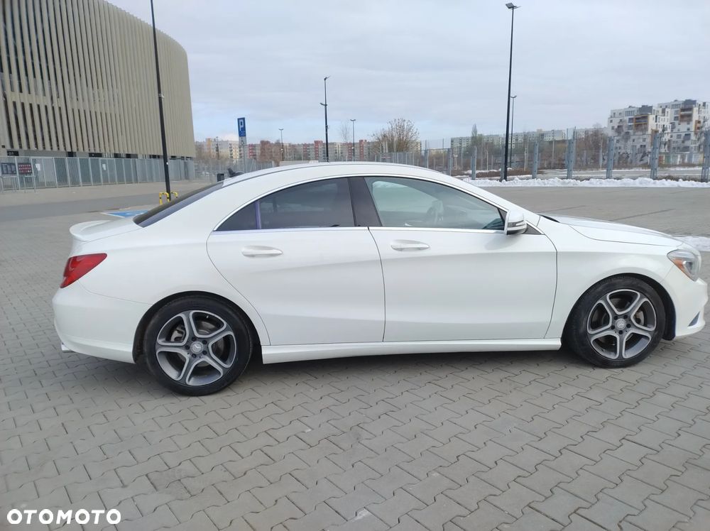Mercedes-Benz CLA 250 7G-DCT Sport - 8