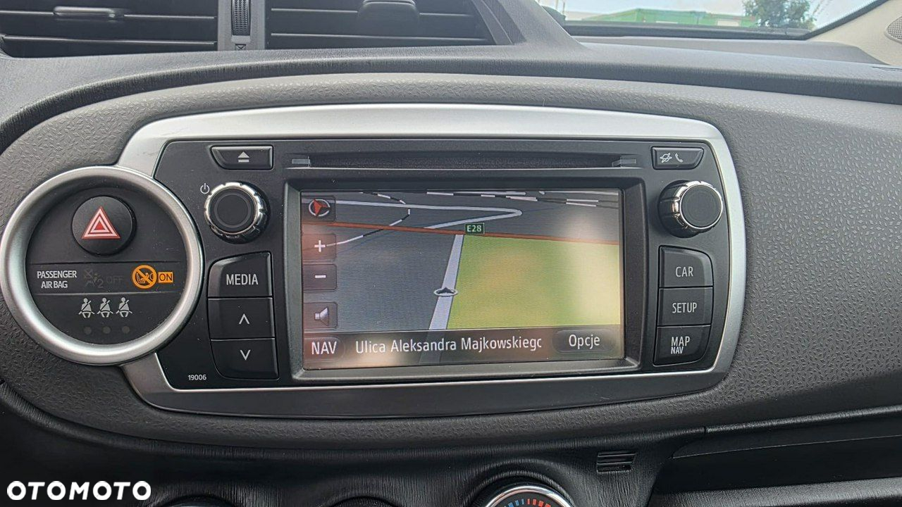 Toyota Yaris - 16