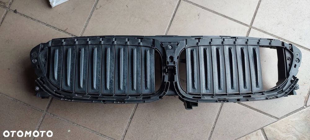 Żaluzja wlot powietrza 187156-10 BMW G30 G31
