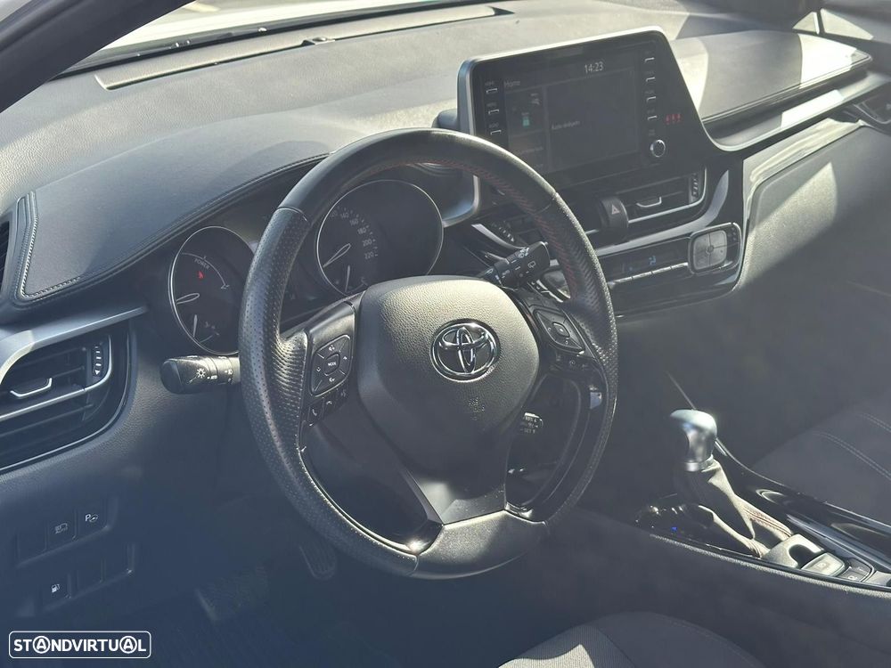 Toyota C-HR - 10