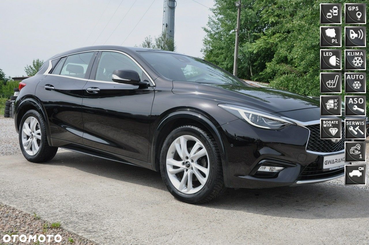 Infiniti Q30 1.6t DCT Premium Tech - 1