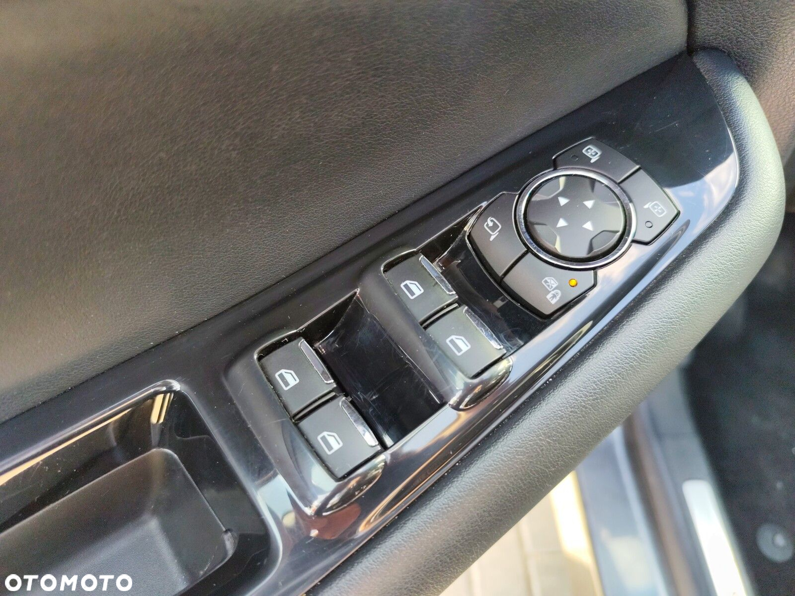 Ford Edge - 13