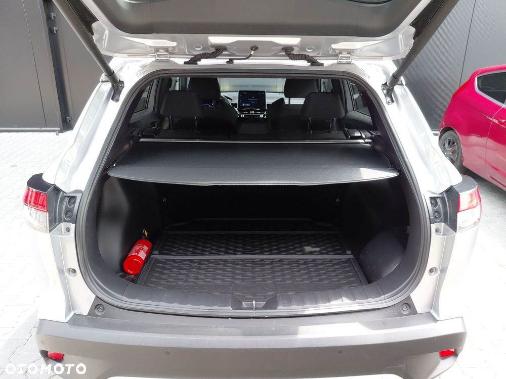 Toyota Corolla Cross 2.0 Hybrid Style - 12